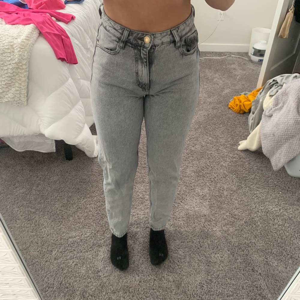 Zara jeans size 2